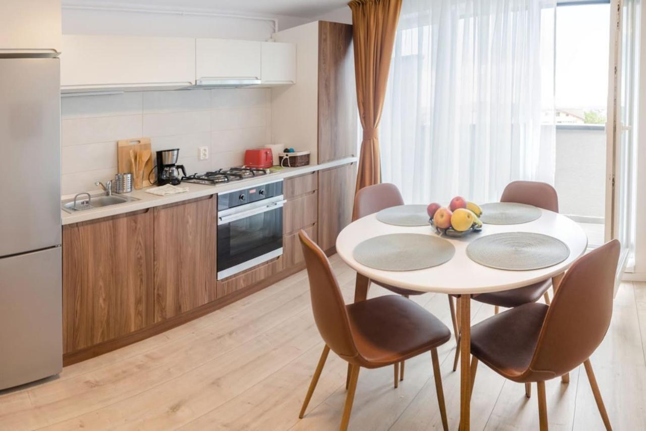 Paul'S Place. New Rooftop Apartment In Downtown Sibiu Exterior photo